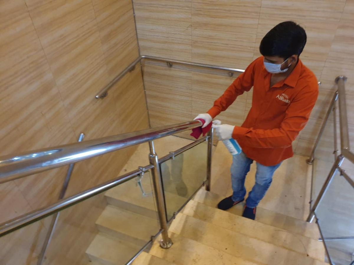 Hotel Alibaba Mumbai Dış mekan fotoğraf