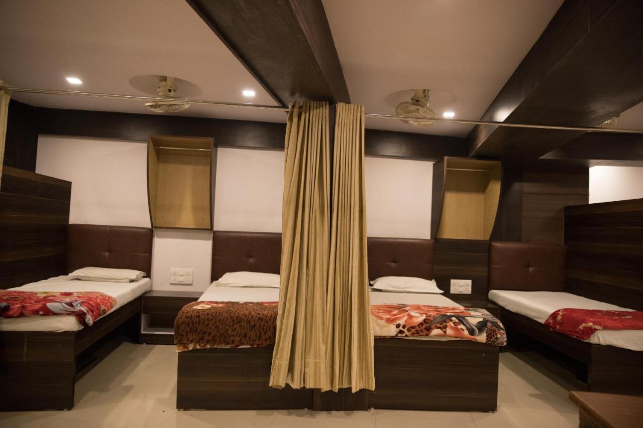 Hotel Alibaba Mumbai Dış mekan fotoğraf