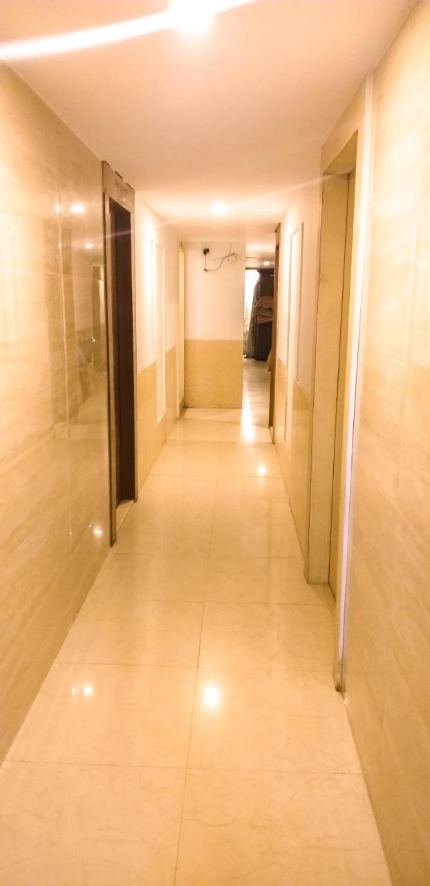 Hotel Alibaba Mumbai Dış mekan fotoğraf