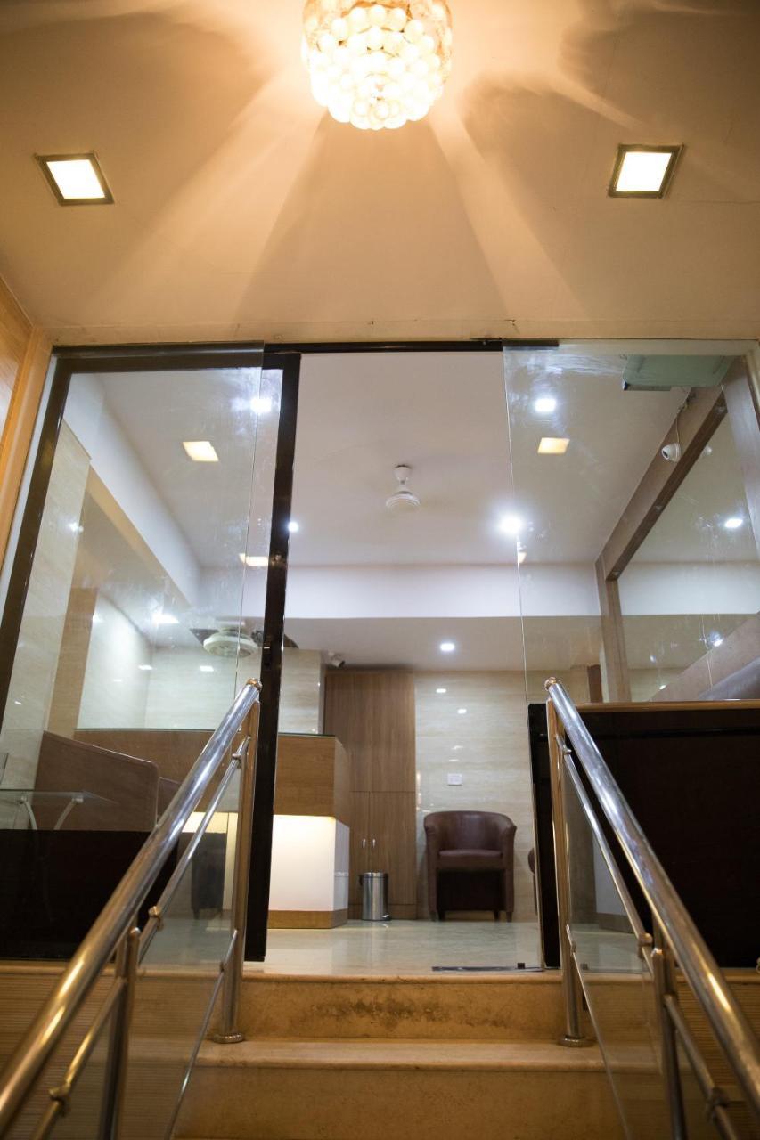 Hotel Alibaba Mumbai Dış mekan fotoğraf