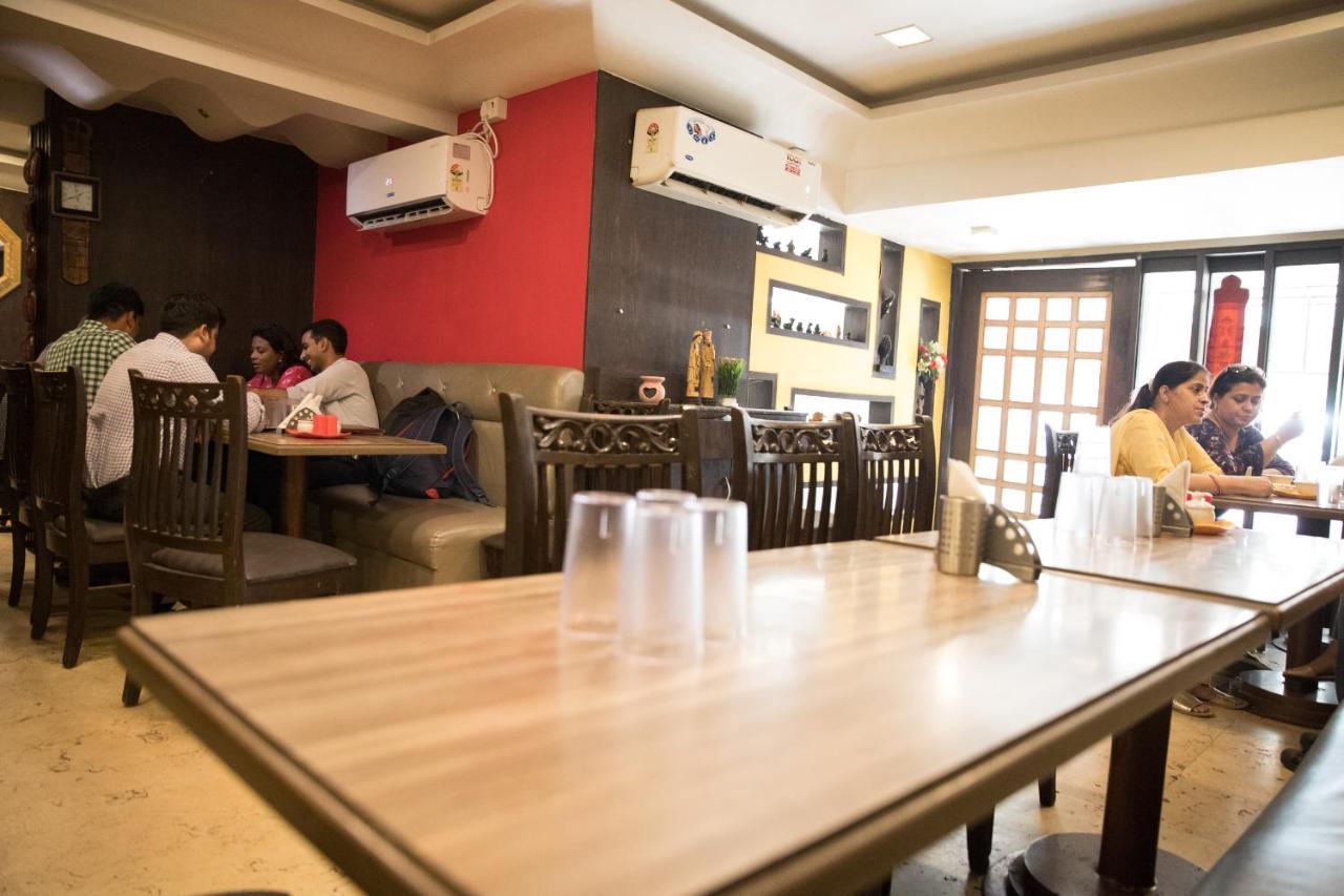 Hotel Alibaba Mumbai Dış mekan fotoğraf